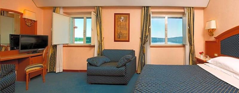 Hotel La Bella Venere image