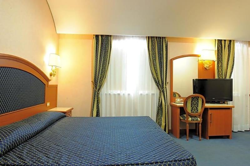 Hotel La Bella Venere image