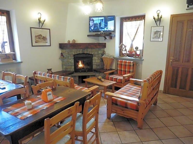 Hotel Mont Nery image