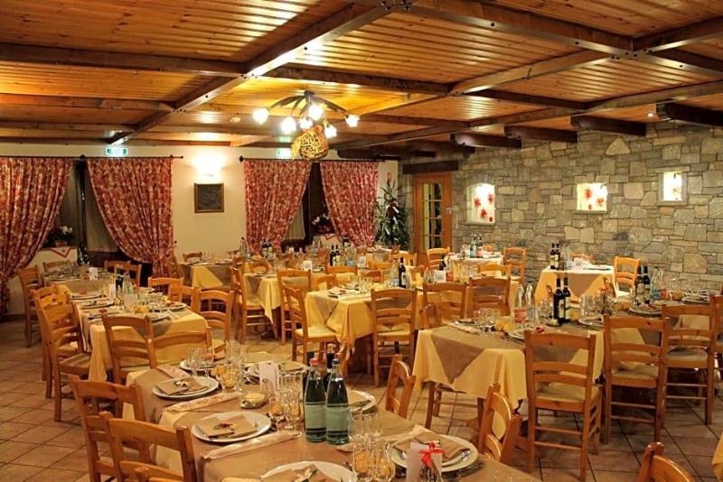 Hotel Mont Nery image