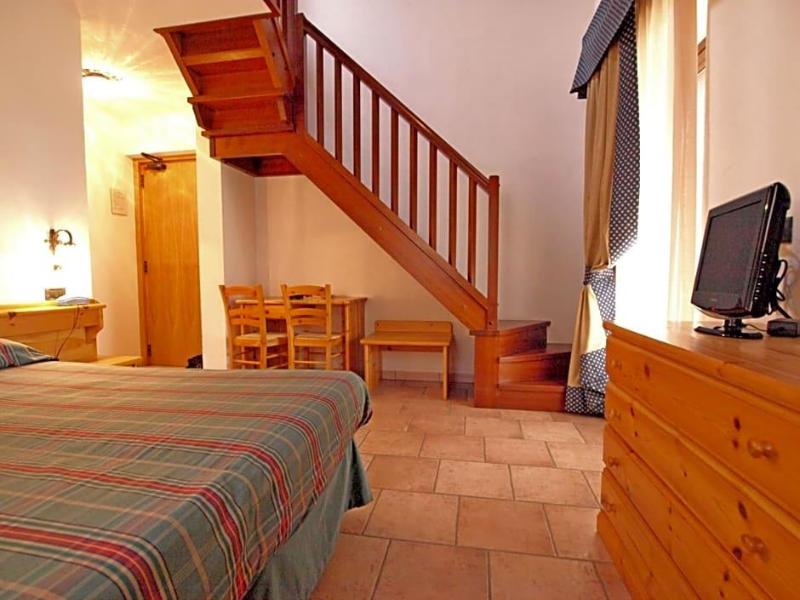 Hotel Mont Nery image