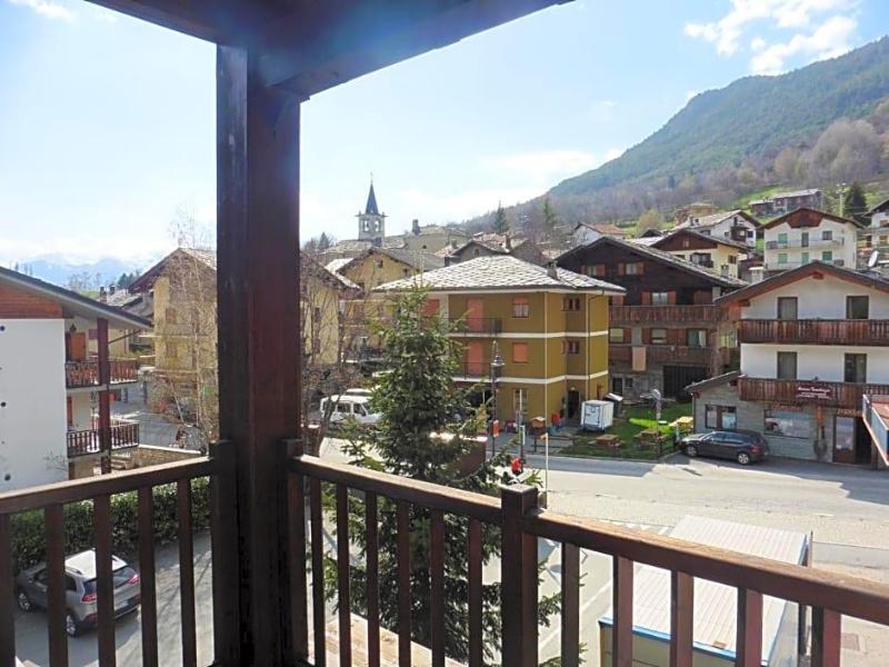 Hotel Mont Nery image
