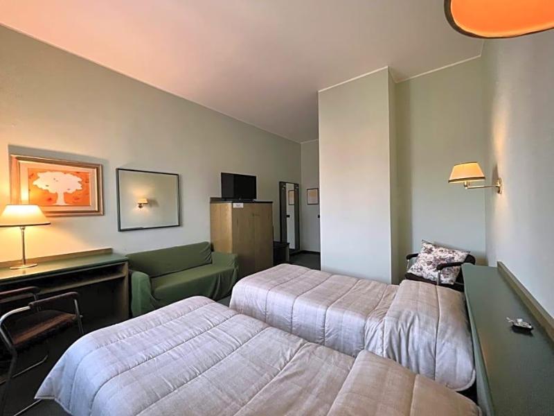 Hotel La Goletta image