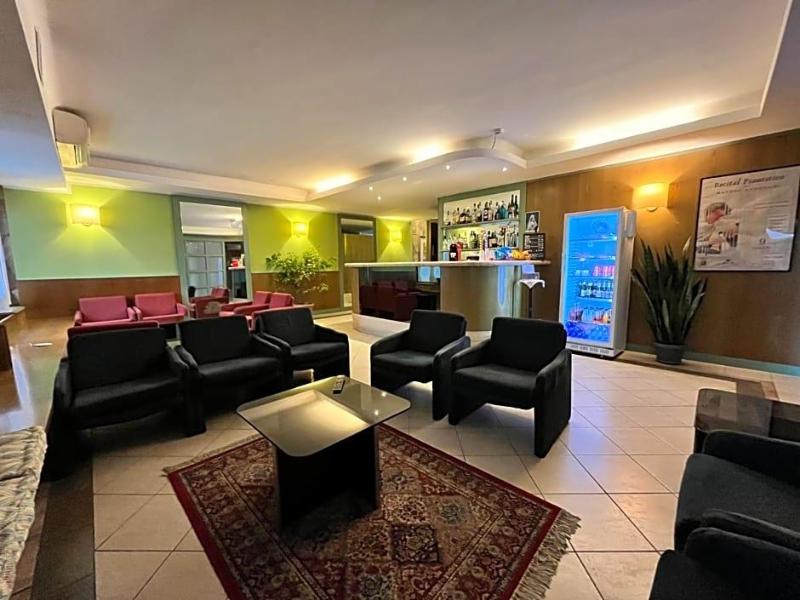 Hotel La Goletta image