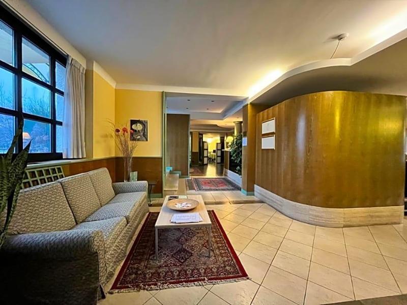 Hotel La Goletta image