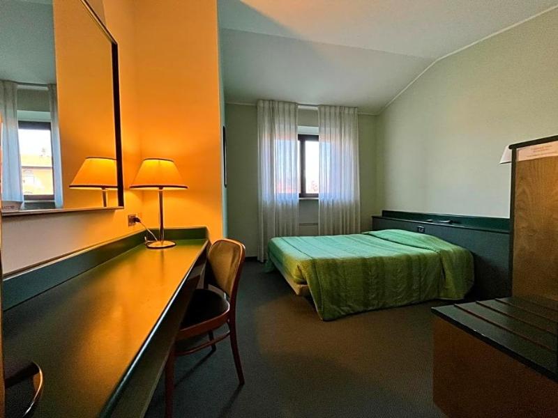 Hotel La Goletta image