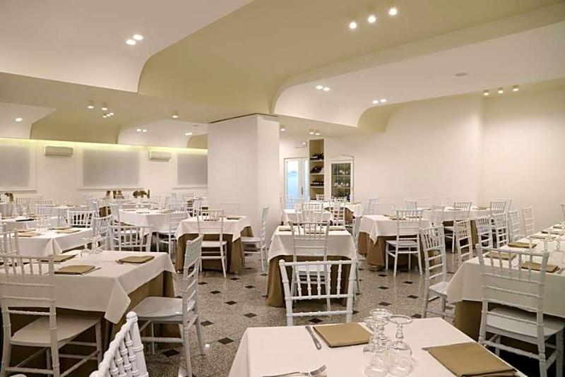 Hotel Valle Verde image