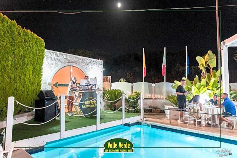 Hotel Valle Verde image