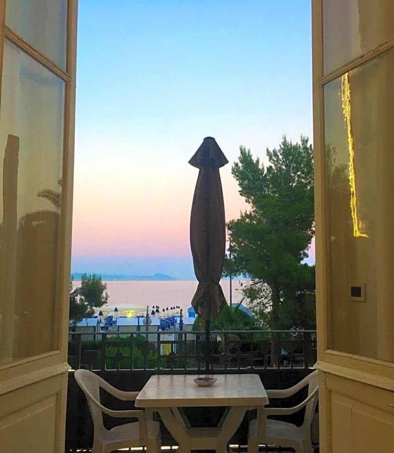Hotel Serena image