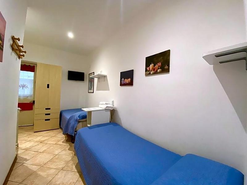 Hotel Serena image