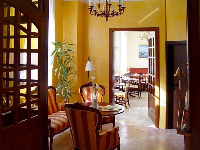 Hotel Altes Hafenhaus image