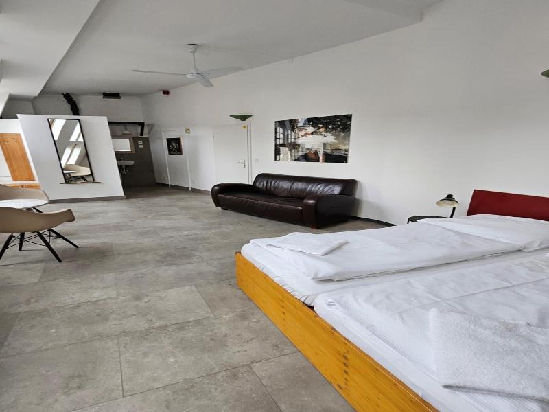 Die Fabrik Baxpax Hotel image