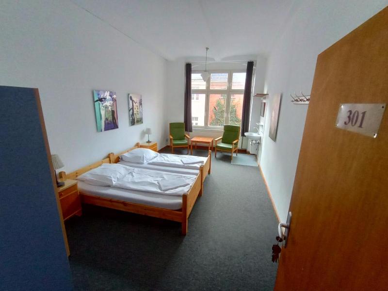 Die Fabrik Baxpax Hotel image