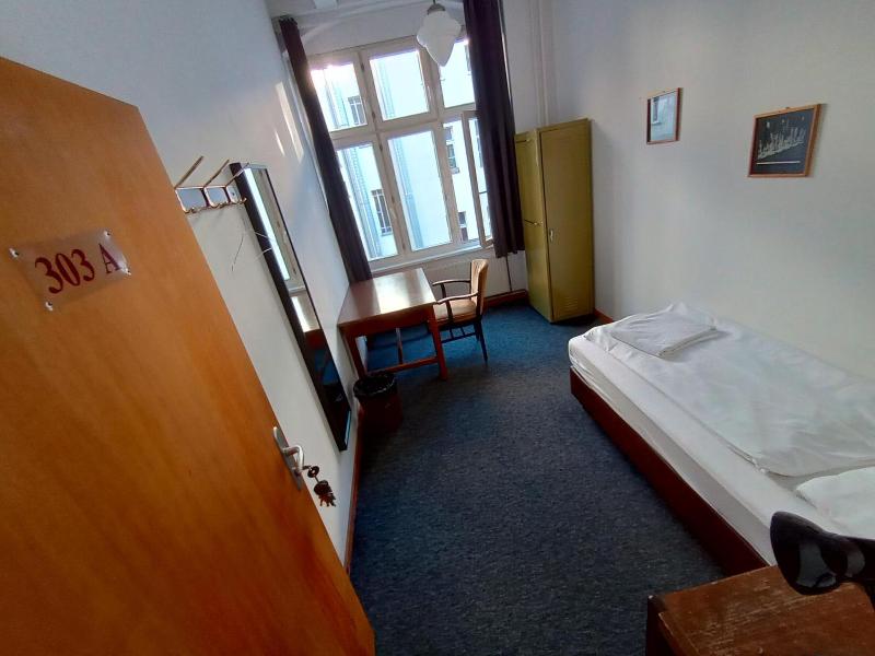 Die Fabrik Baxpax Hotel image