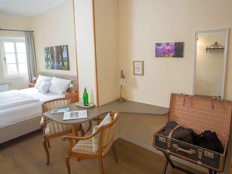 Altstadthotel Treysa image