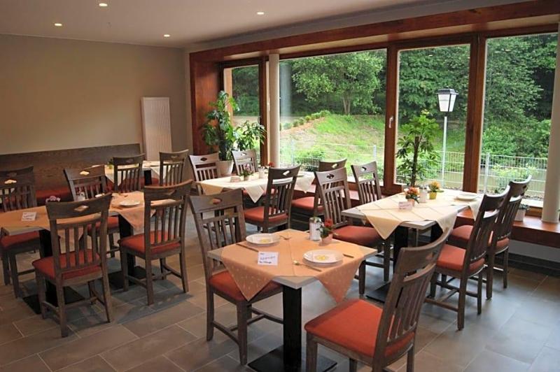 Hotel Restaurant Muckensee image