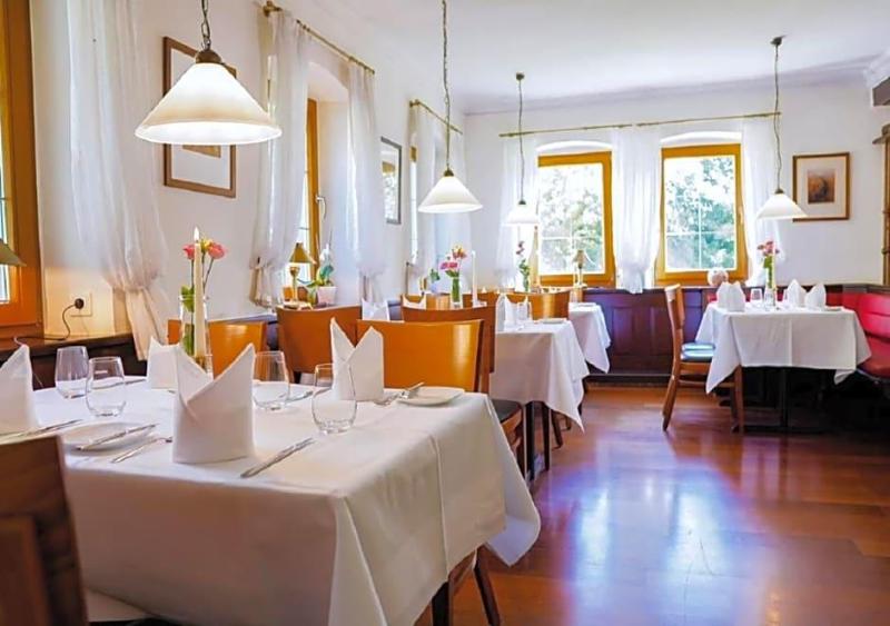 Zv Fle Hotel Restaurant Spa image