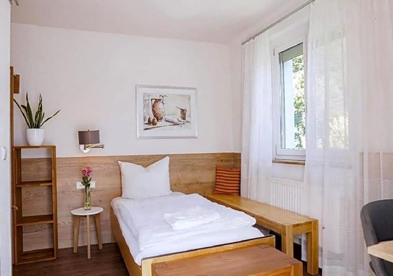 Zv Fle Hotel Restaurant Spa image