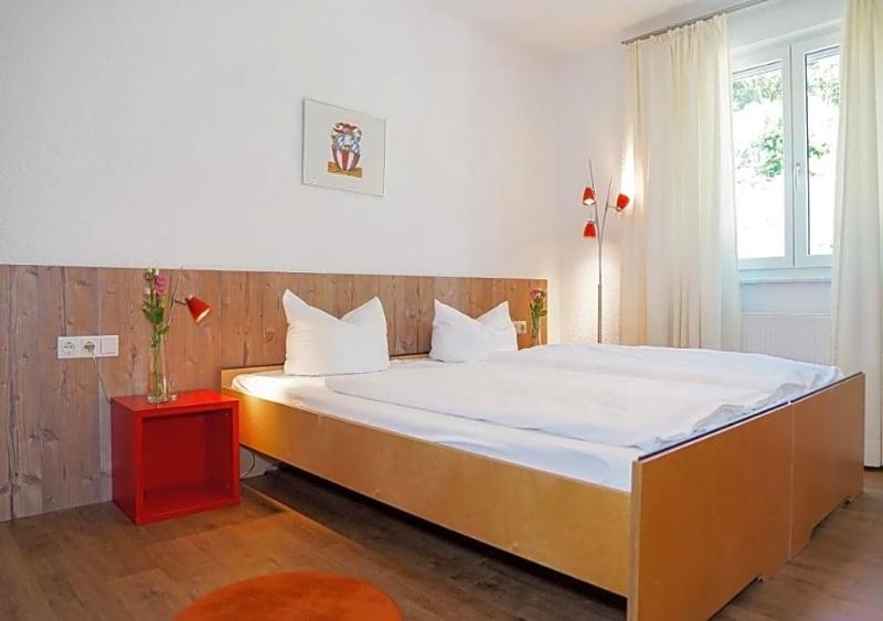 Zv Fle Hotel Restaurant Spa image