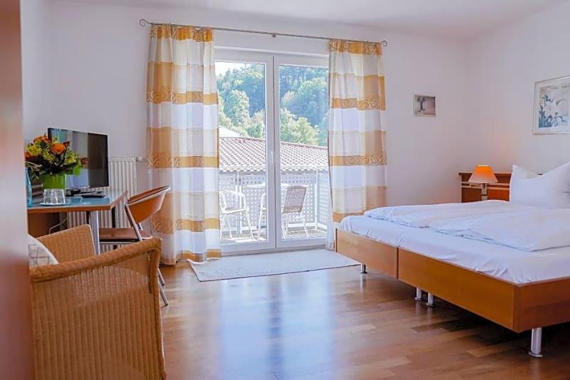 Zv Fle Hotel Restaurant Spa image