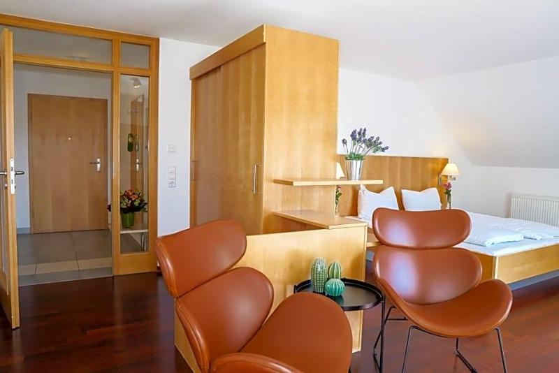 Zv Fle Hotel Restaurant Spa image