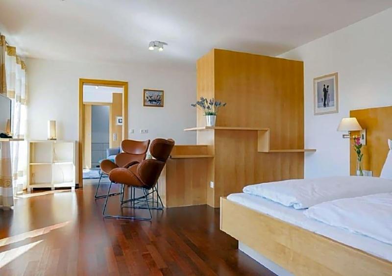 Zv Fle Hotel Restaurant Spa image