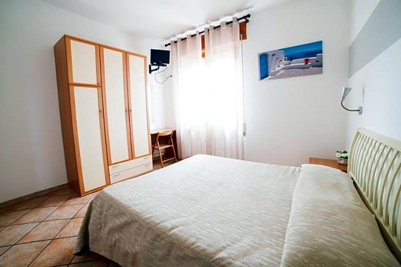 Hotel Da Renato image