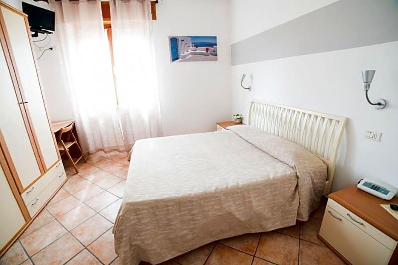 Hotel Da Renato image