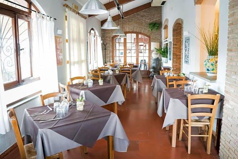 Hotel Da Renato image
