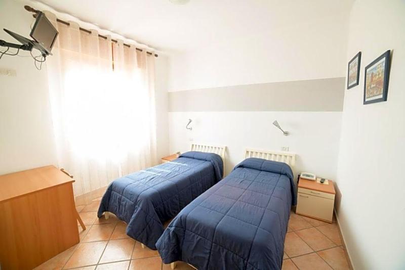 Hotel Da Renato image