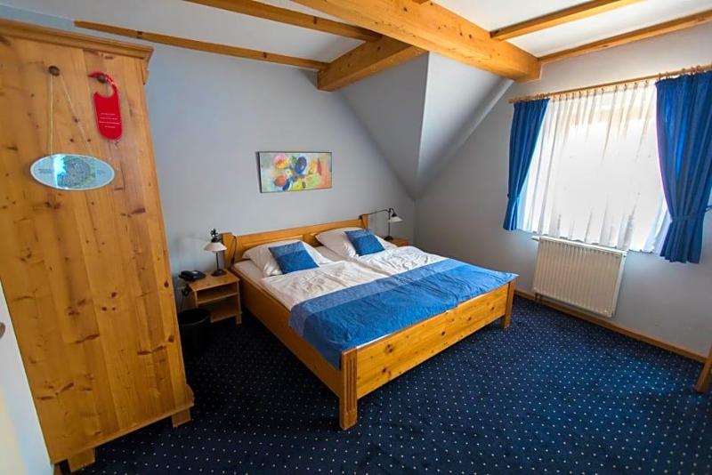 Hotel Blaue Blume image