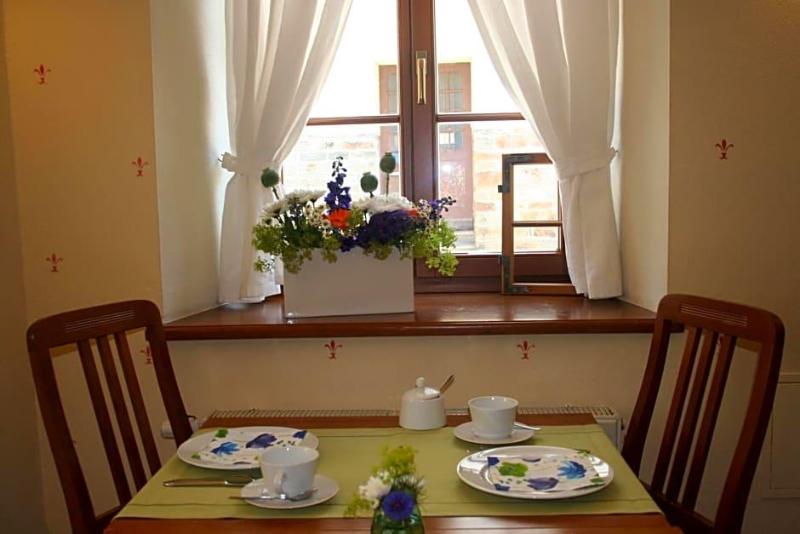 Hotel Blaue Blume image