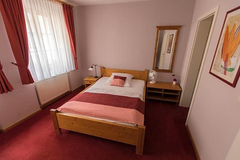 Hotel Blaue Blume image