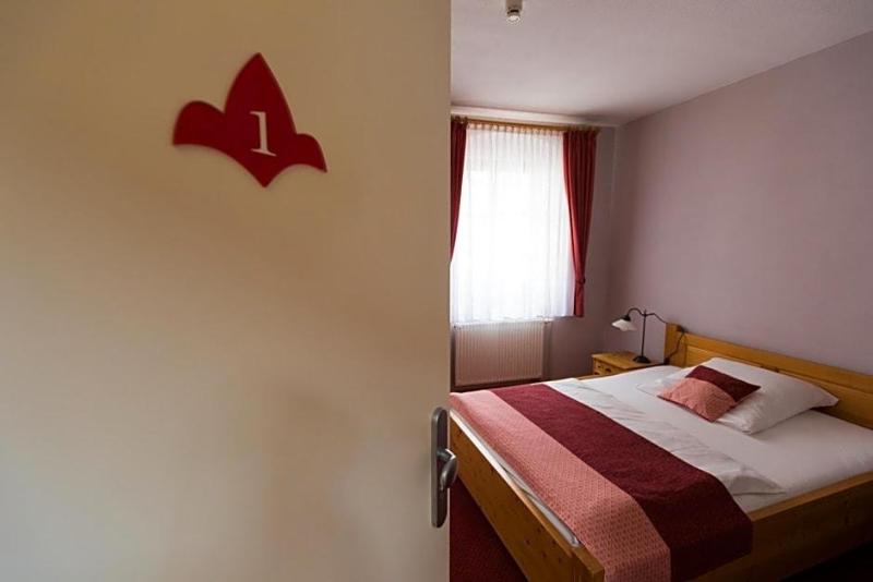 Hotel Blaue Blume image