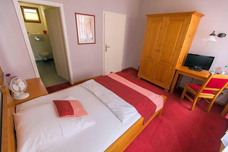 Hotel Blaue Blume image