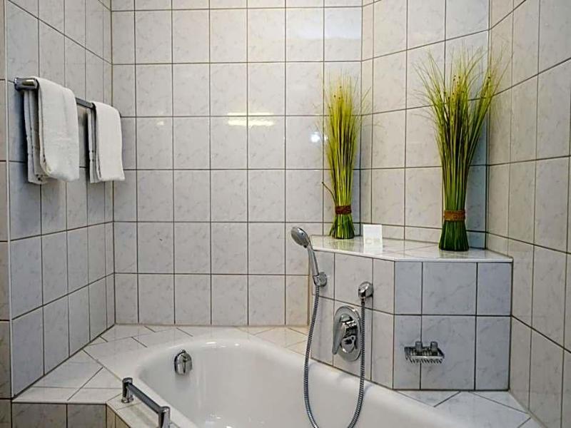 Hotel Lorv Sch image