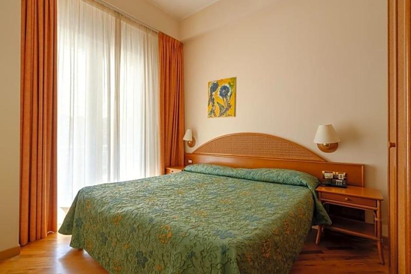 Hotel Scogliera image