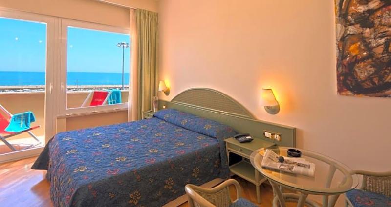 Hotel Scogliera image