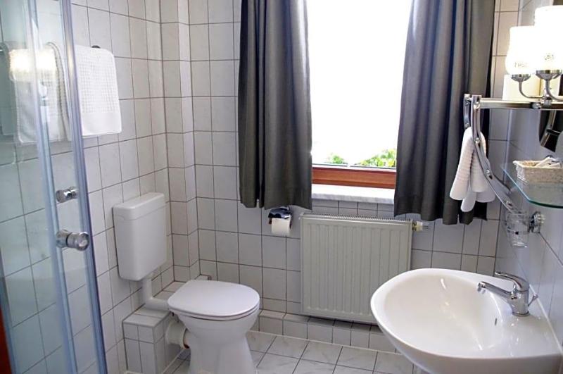 Hotel Gasthof Zum Walfisch image