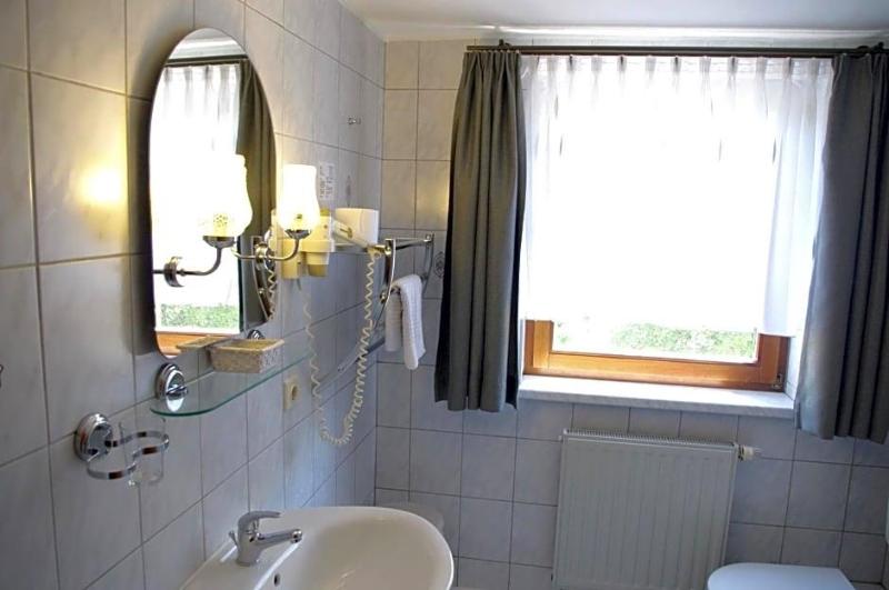 Hotel Gasthof Zum Walfisch image