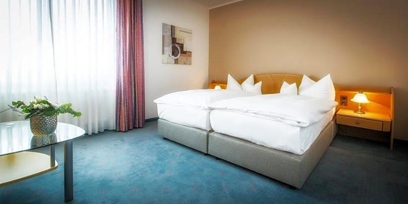 Hotel Pfalzer Hof image