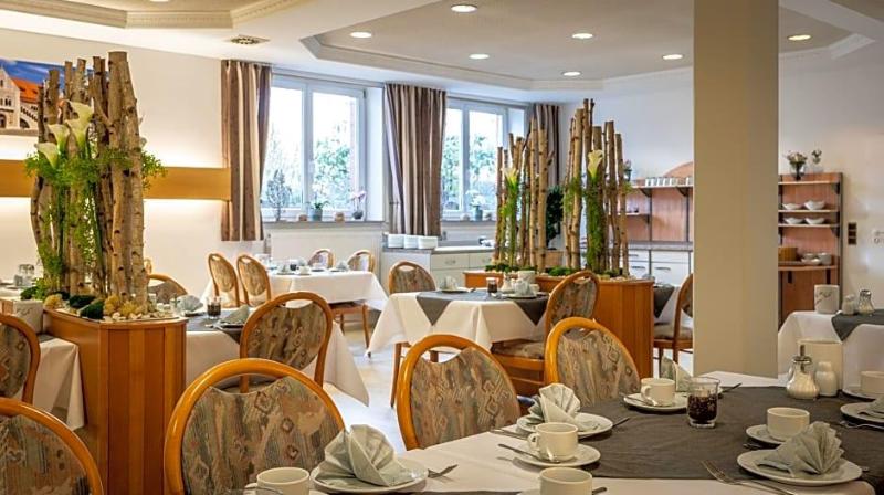 Hotel Pfalzer Hof image