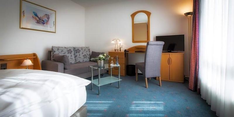 Hotel Pfalzer Hof image