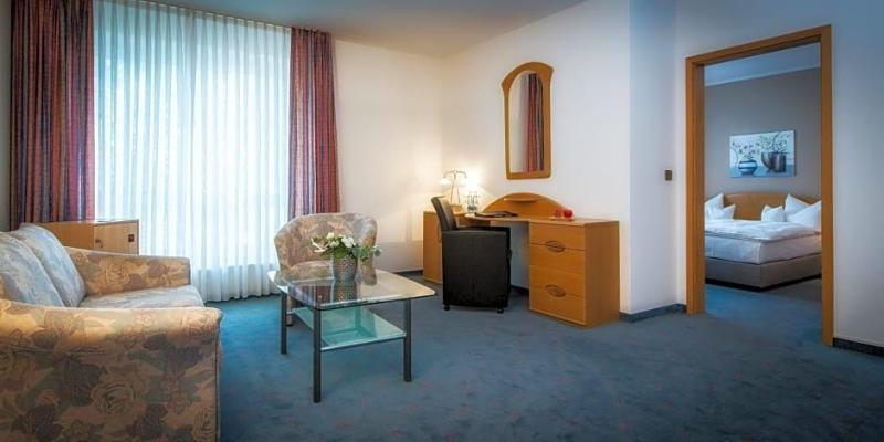 Hotel Pfalzer Hof image