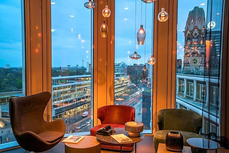 Motel One Berlin Upper West image