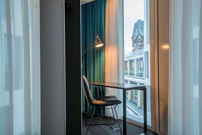 Motel One Berlin Upper West image