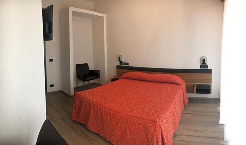 Albergo Valle D Oro image