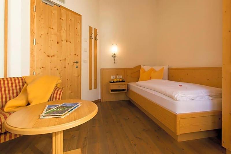 Berghotel Johanneshof image