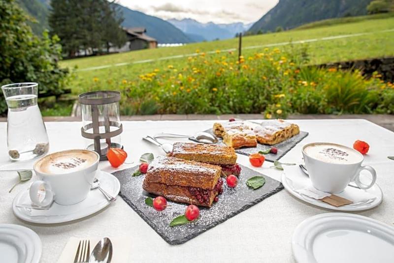 Berghotel Johanneshof image
