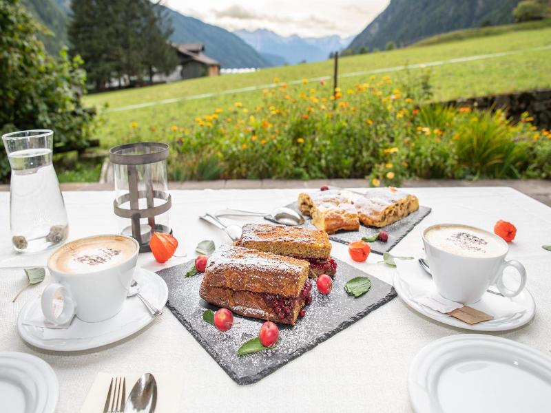 Berghotel Johanneshof image